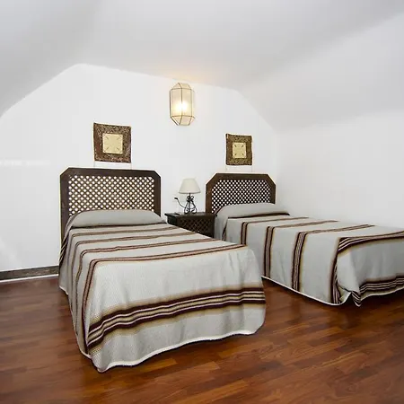 Gumiel Apartment *