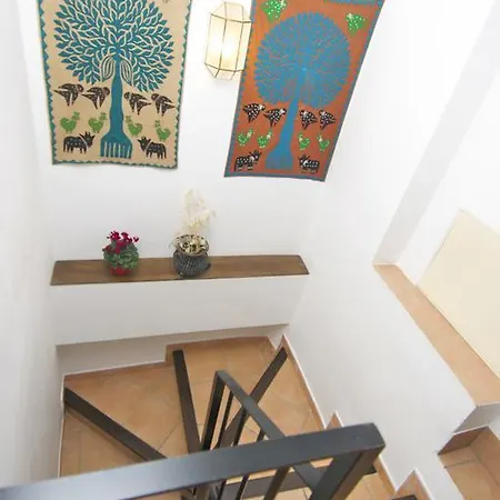 Gumiel Apartment *